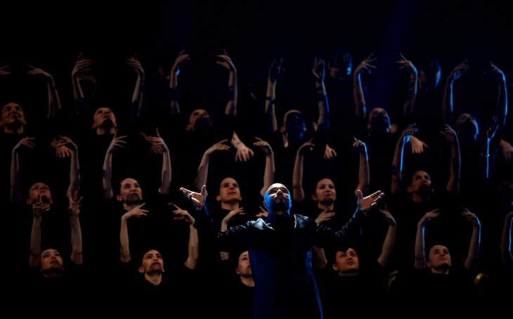 摩根世界杯梅西,梅西黑袍领奖视频