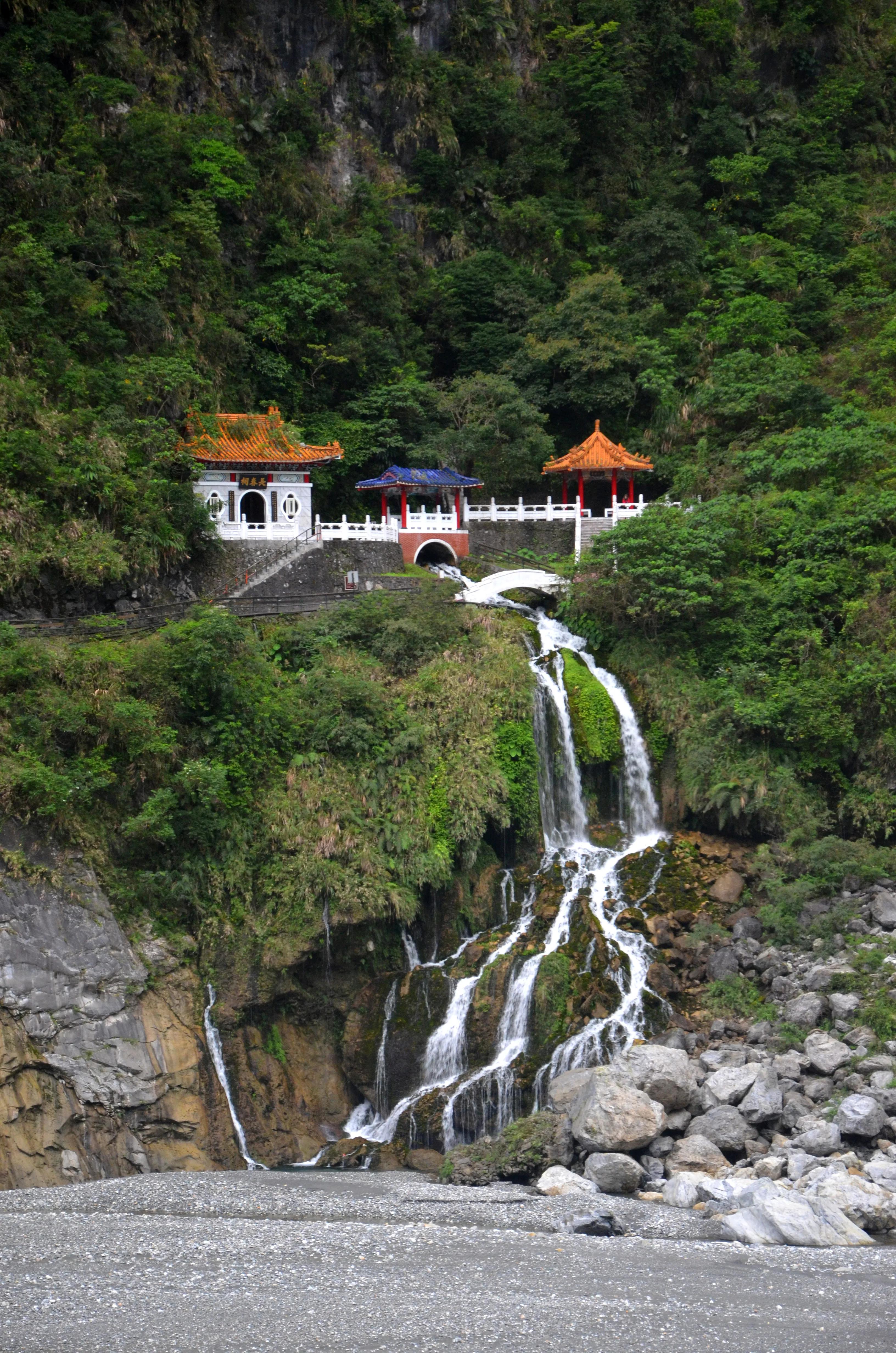 台湾太鲁阁大峡谷绝美风景,台湾太鲁阁大峡谷