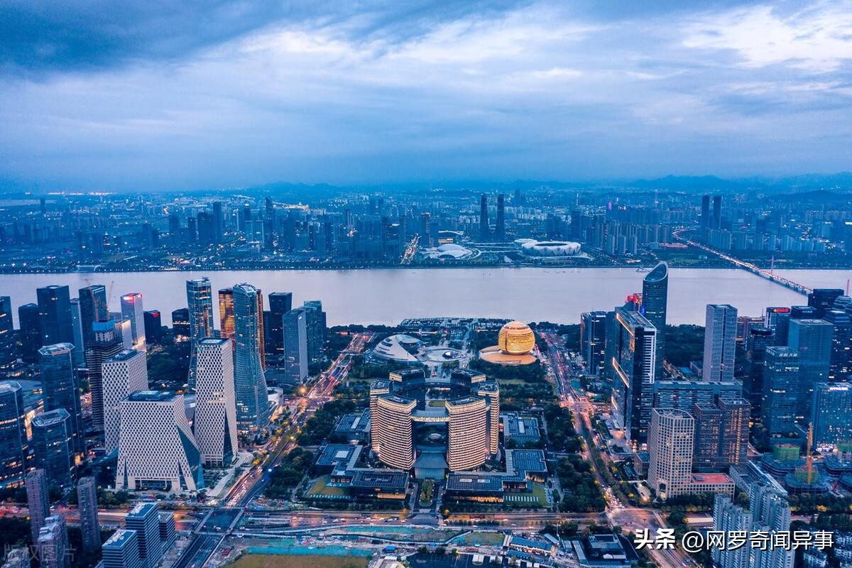 杭州和成都哪个城市更胜一筹,成都对比杭州究竟谁更胜一筹