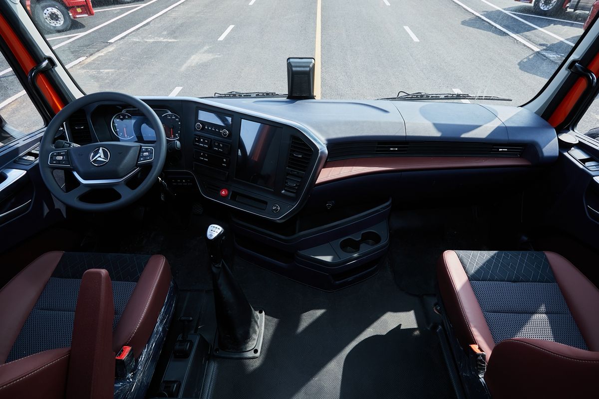 大马力大油箱大驾驶室！不到25万新英才黄金版460全都有