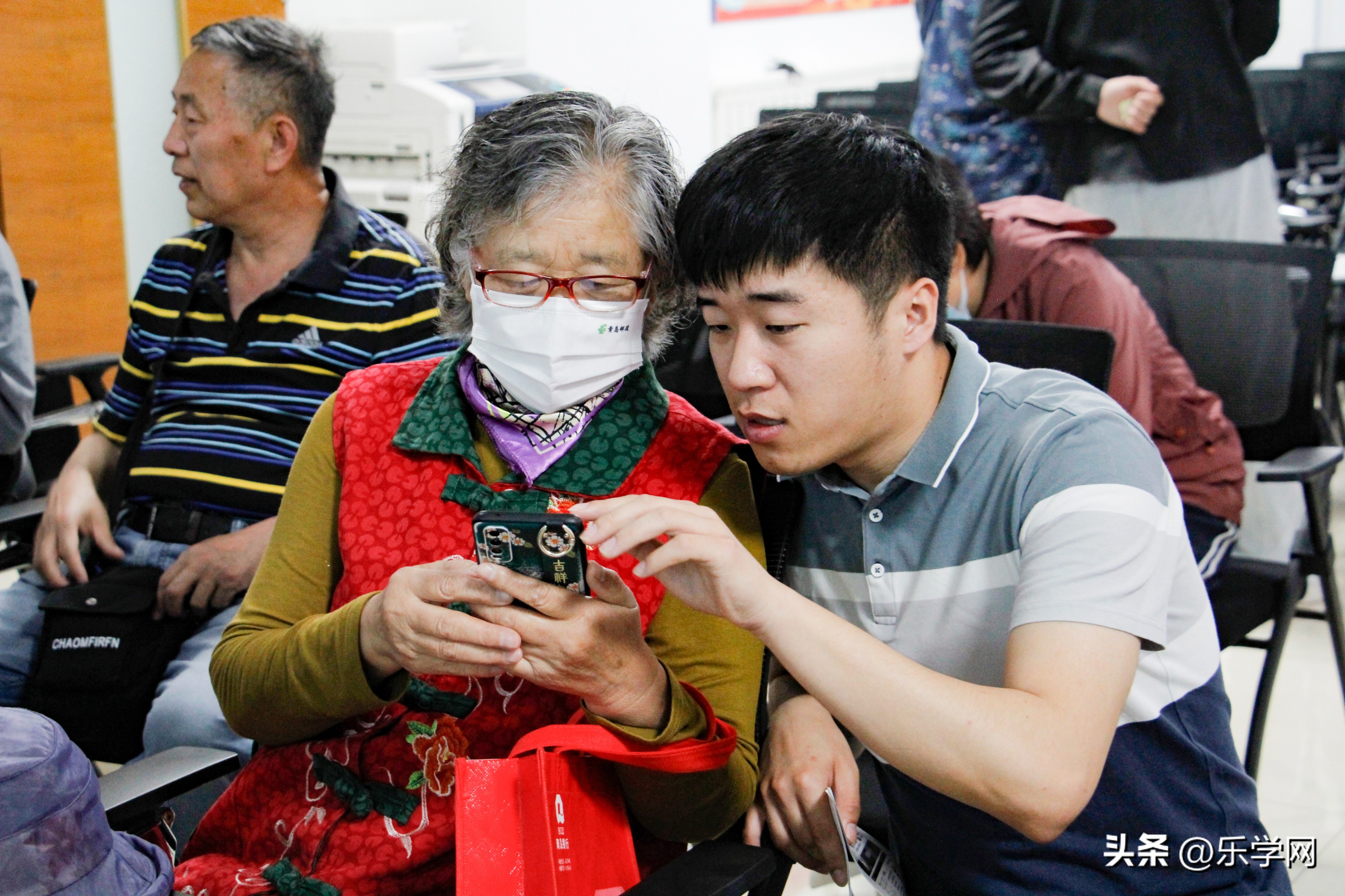 不输密码也能转走你的钱?“悦享课堂”教您如何鉴别常见诈骗手段