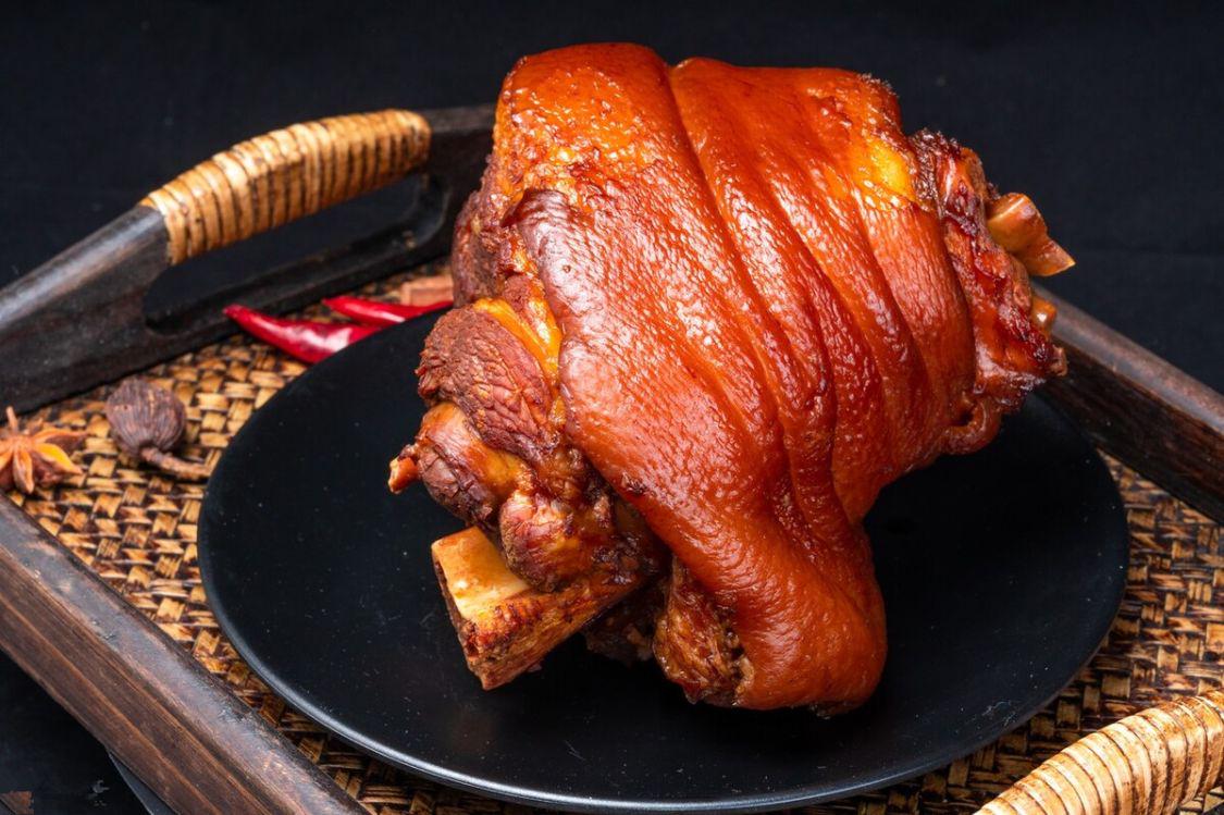 买猪肘前肘好还是后肘子好,猪肘子前肘后肘哪个便宜