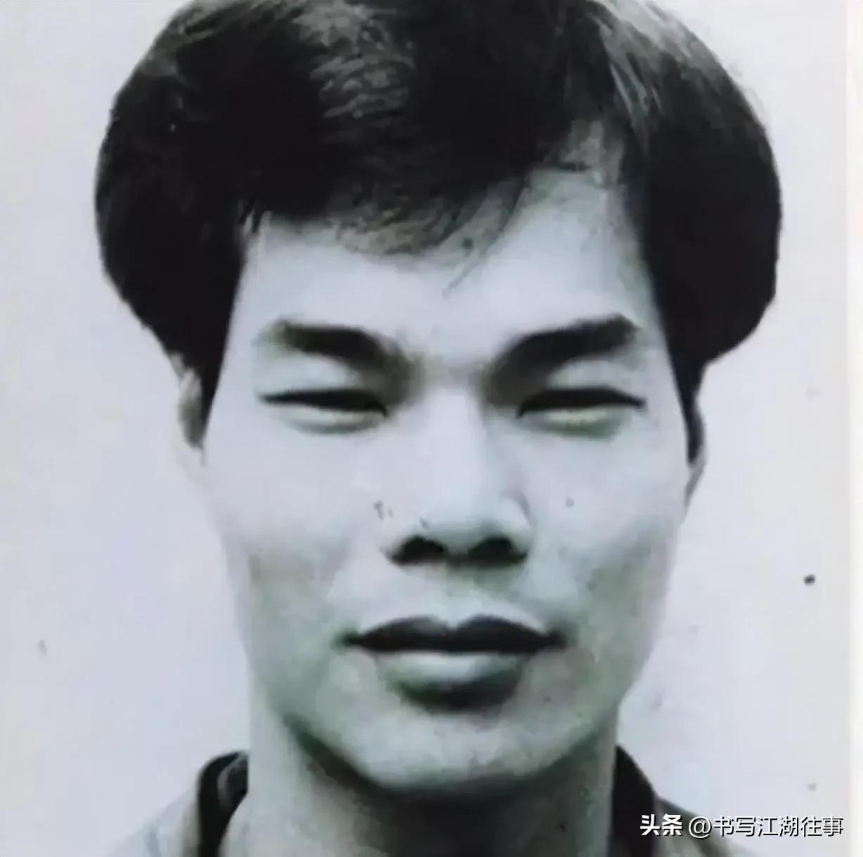 京城一代仁义大哥加代对阵香港和安堂