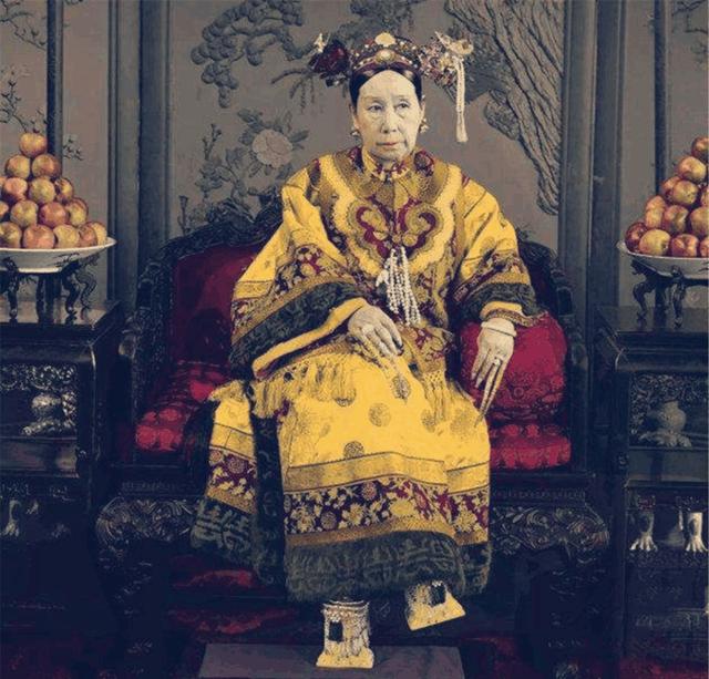 湖南惊现黄金水宝瓶,一男子挖到一宝瓶鉴定后价值不菲