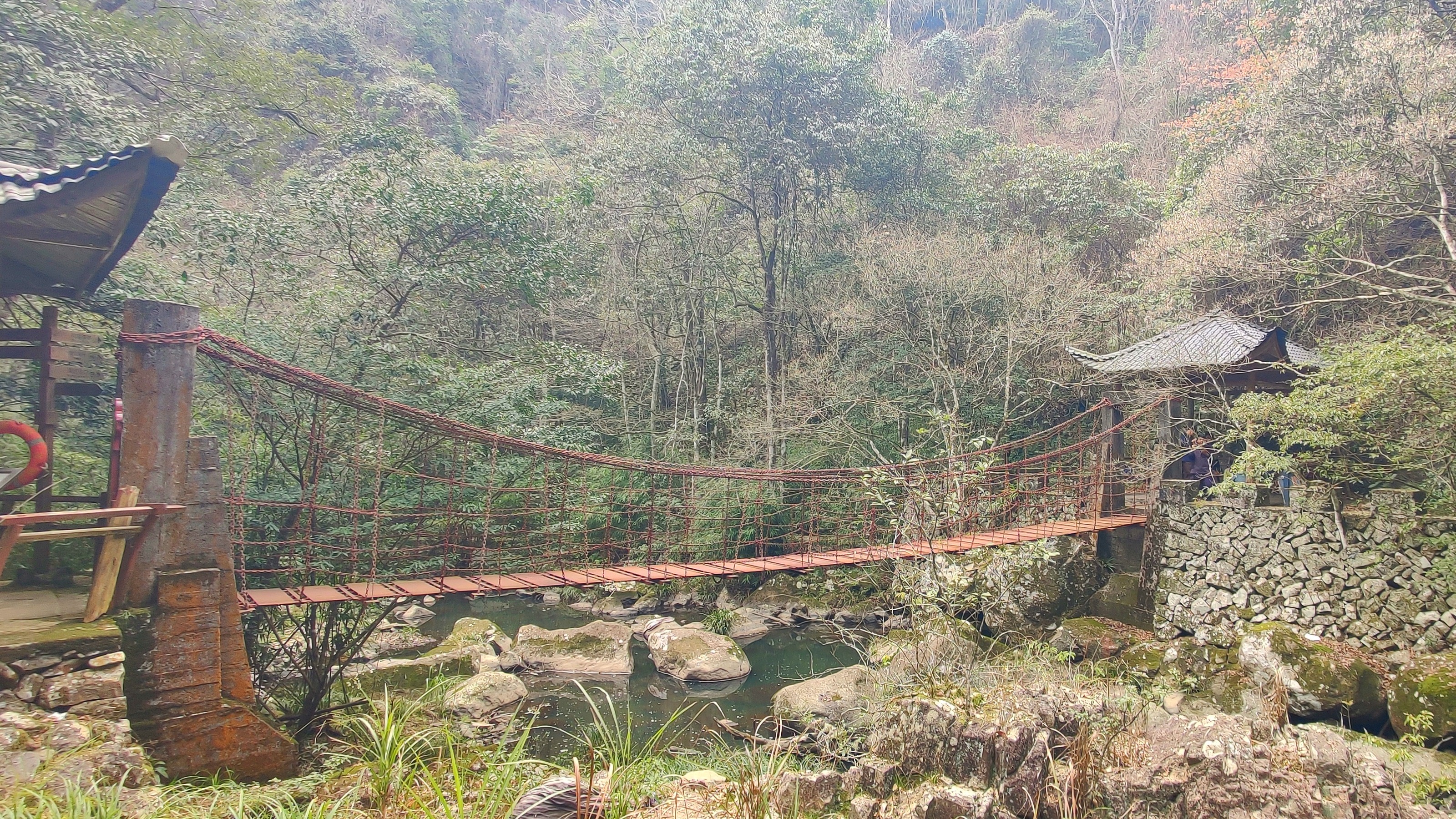 徒步三叠井森林公园，拥抱采兰溪，走进大自然