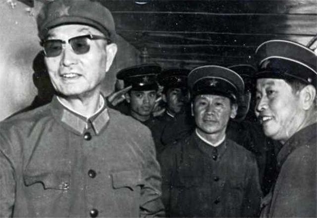 1984年张爱萍访美，回国后主动向*小平邓**辞职：我这国防部长该撤