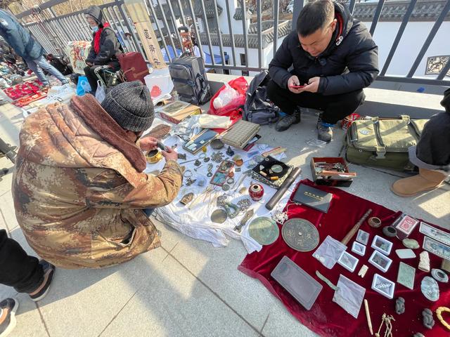 古玩市场老物件老瓷器,古玩市场买老瓷器