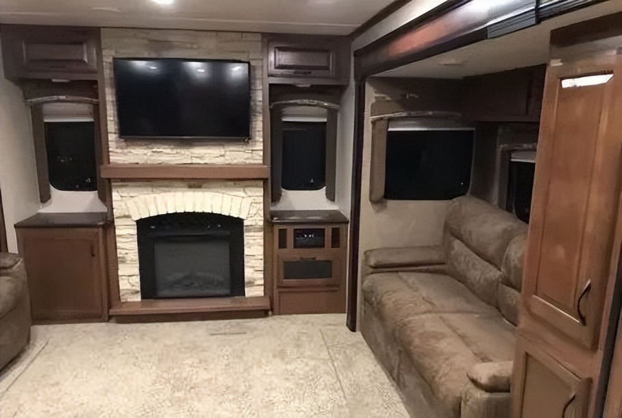 特色旅游休闲小镇怎么打造,特色小镇如何规避错误的旅游规划