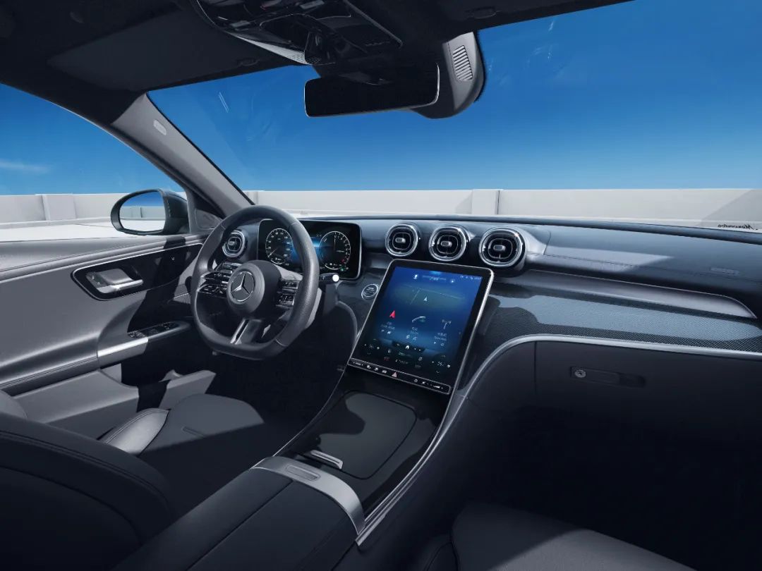 馈电油耗2.9l什么水平,百公里油耗17.6奔驰