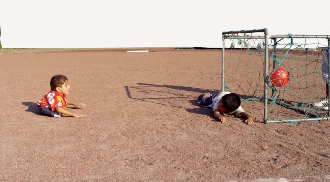 卡塔尔世界杯开幕式那个人是谁,卡塔尔世界杯没有腿子的男孩