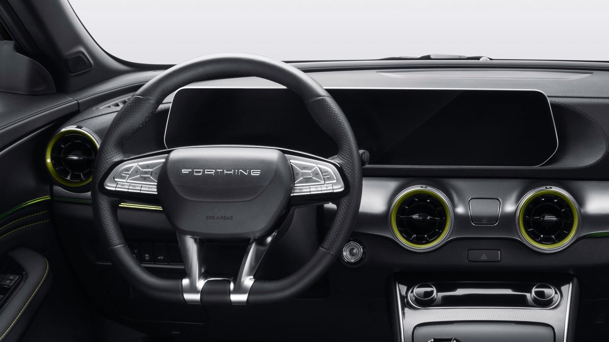 燃油车和新能源电动汽车,开了三年新能源车和燃油车相比