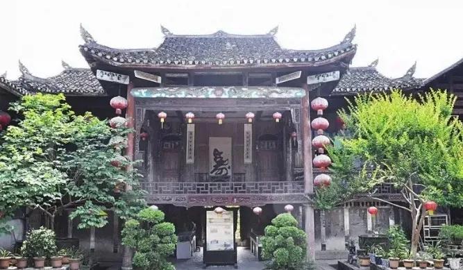 贵州拍写真推荐便宜又好看,贵州石阡楼上古寨简介