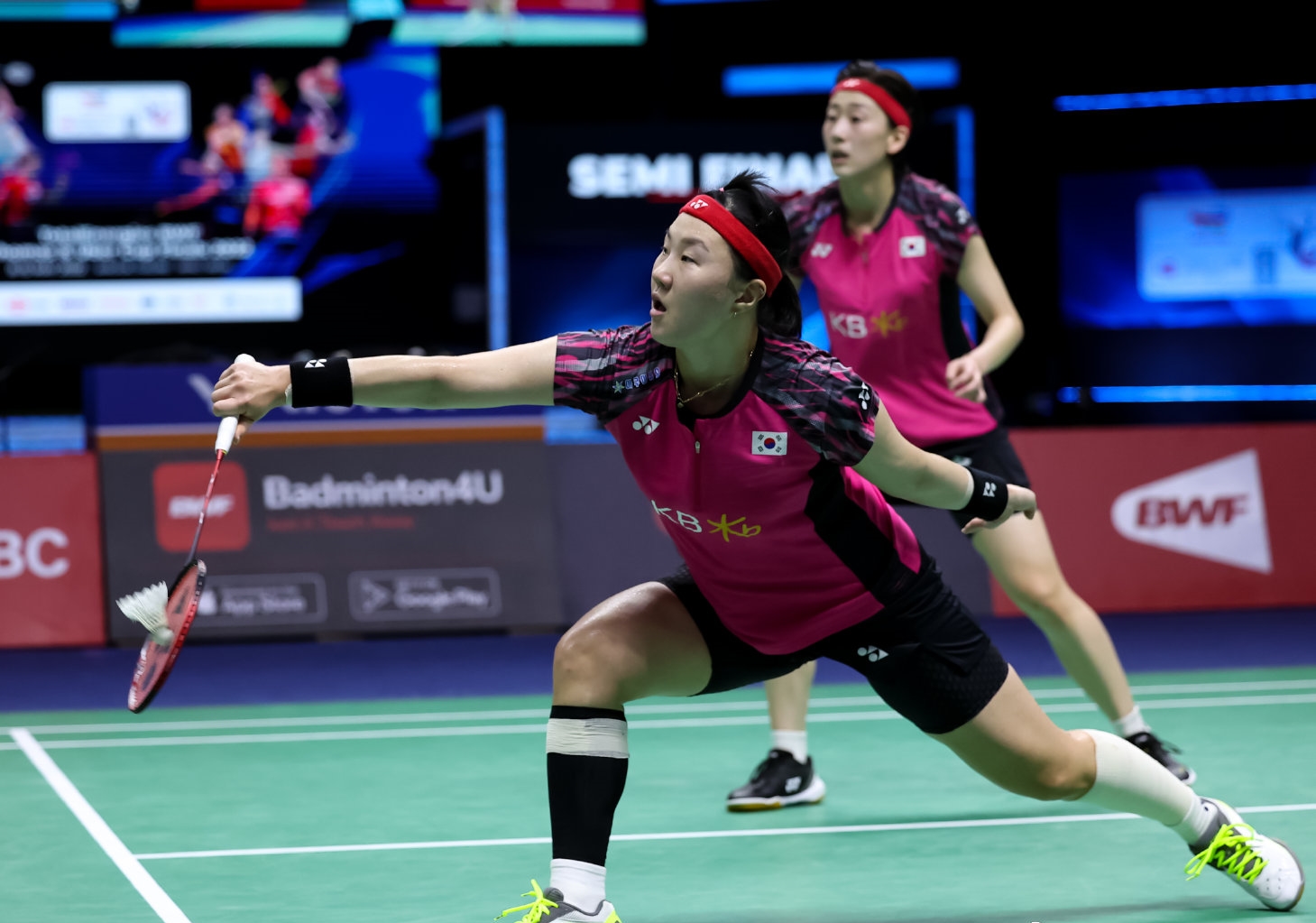 韩国羽毛球世界冠军被开除,韩国天才羽毛球少女刚出道的视频