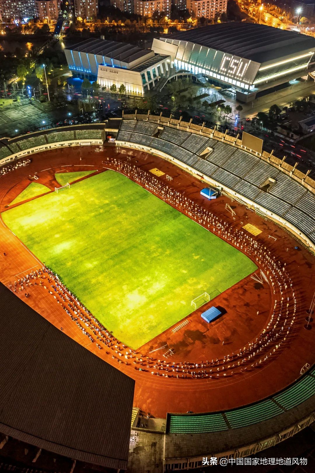 中南财经大学和中南大学法学对比,中南大学哪个系最强