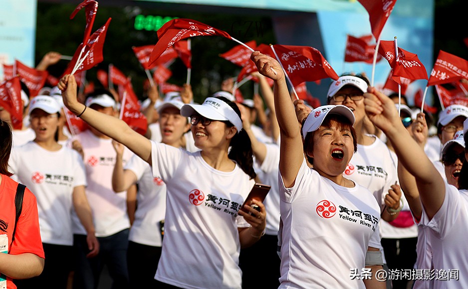喜迎二十大｜精选照片首届“丝绸之路”宁夏•银川国际马拉松赛