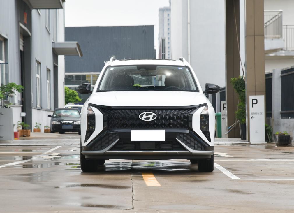 现代全新胜达开到150码,二手胜达和ix35哪个合适