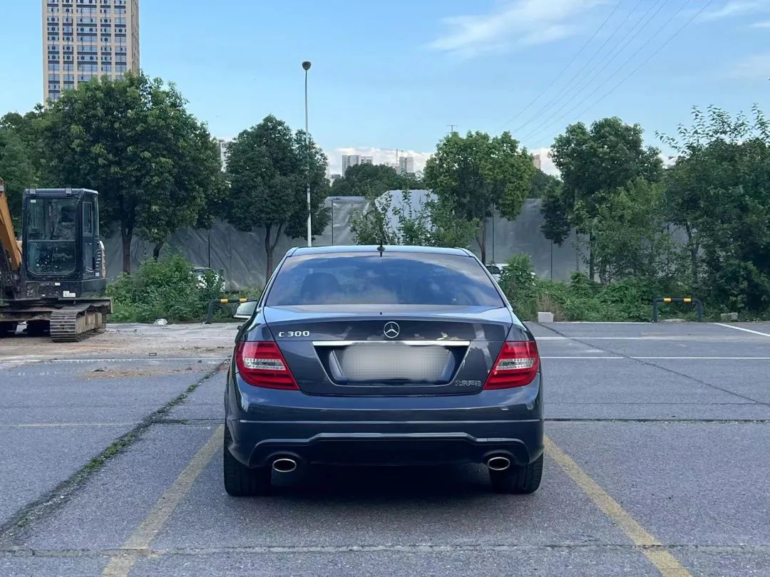 2015年的飞度新车落地多少钱,现在的全新飞度8万块就可以落地