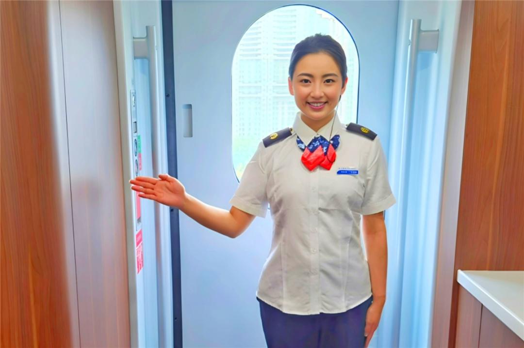 “老年旅客乘火车攻略”拍了拍你,快为爸妈收藏!