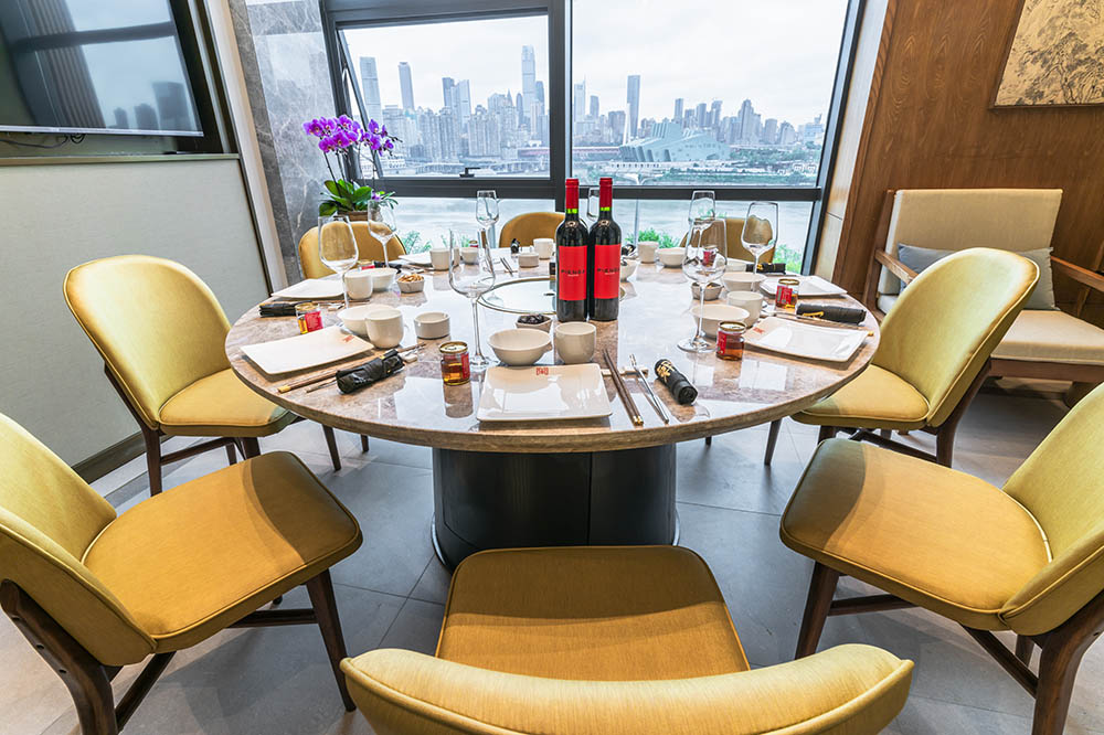 开火锅加盟店需要了解些什么,开火锅连锁店如何经营才能盈利