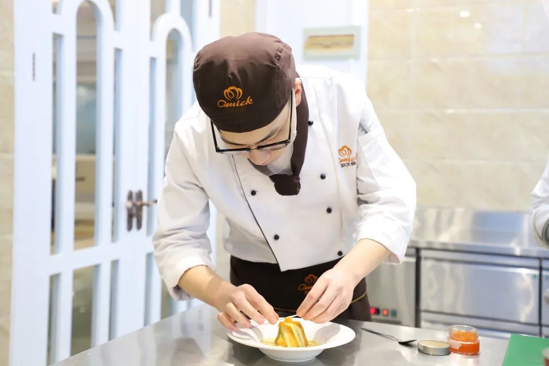 为什么不建议去工厂学烘焙,烘焙学徒的利弊