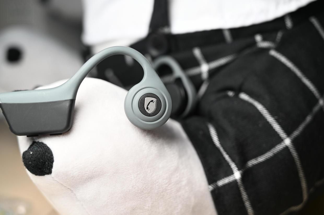 骨传导耳机值得买吗,入耳式耳机和骨传导耳机哪个好