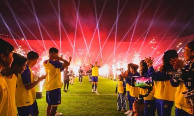 c罗加入利亚德胜利后的精彩简介,c罗利亚德胜利吊射