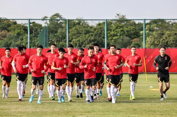 国足赢球主教练反应,国足主教练调整战术