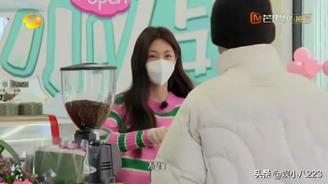 明星扎堆在农村开店，日赚一万，农村钱比城市好赚？