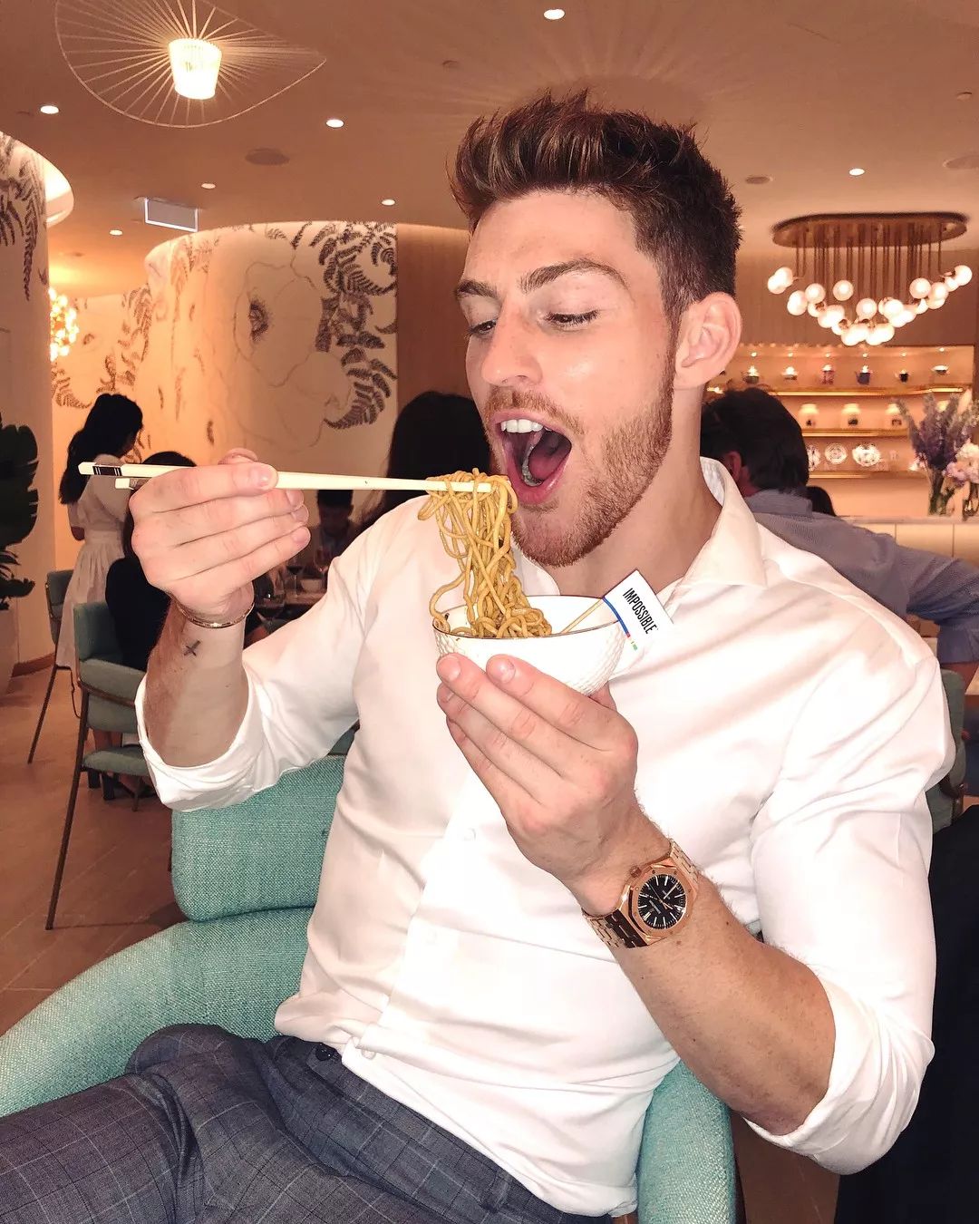 肯德基帅气男人,肯德基帅气男生