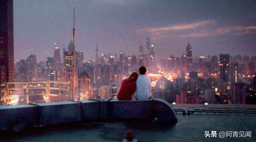 黑寡妇斯嘉丽约翰逊动图,黑寡妇斯嘉丽约翰逊主演的影片