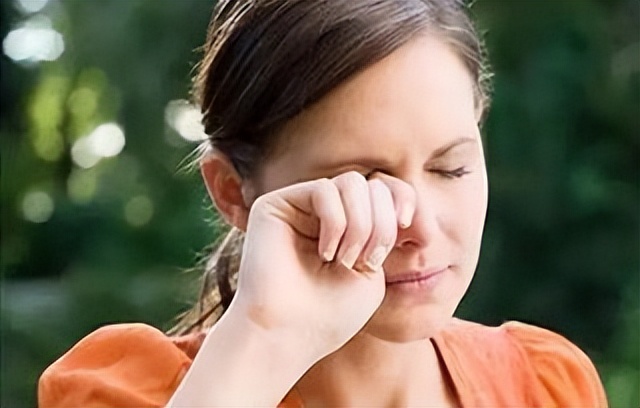 肾阴虚自愈的最佳方法,肾阴不足吃中药好还是西药好