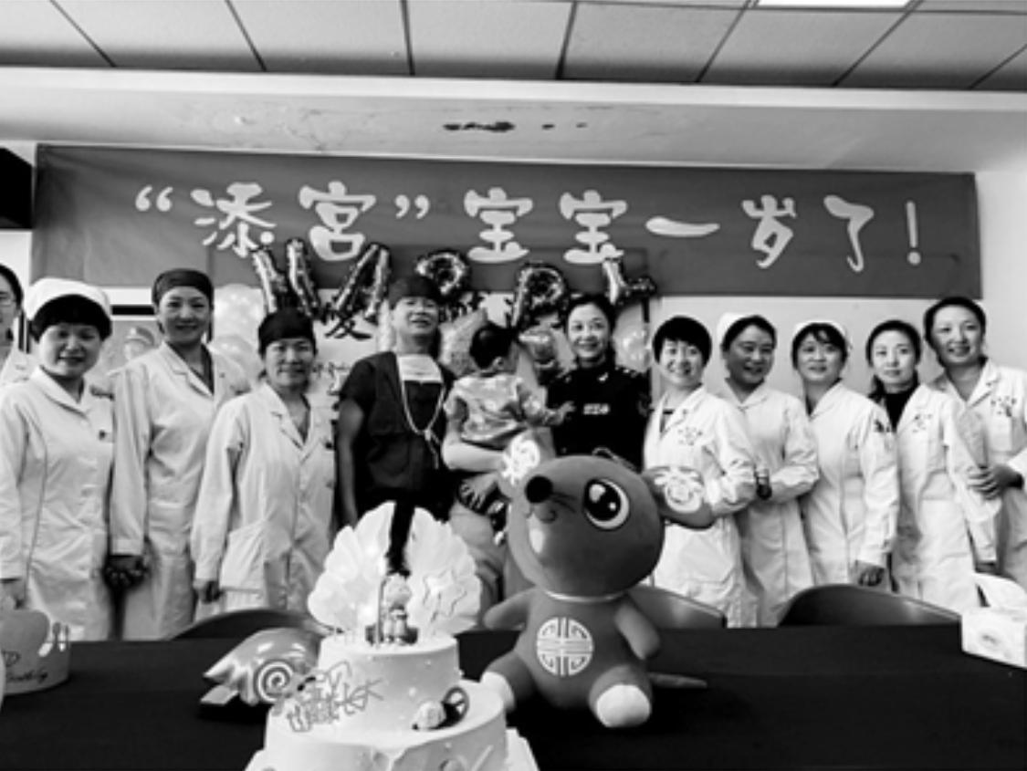 外婆的子宫孕育外孙！2015年，女子移植母亲子宫，4年后生下男婴