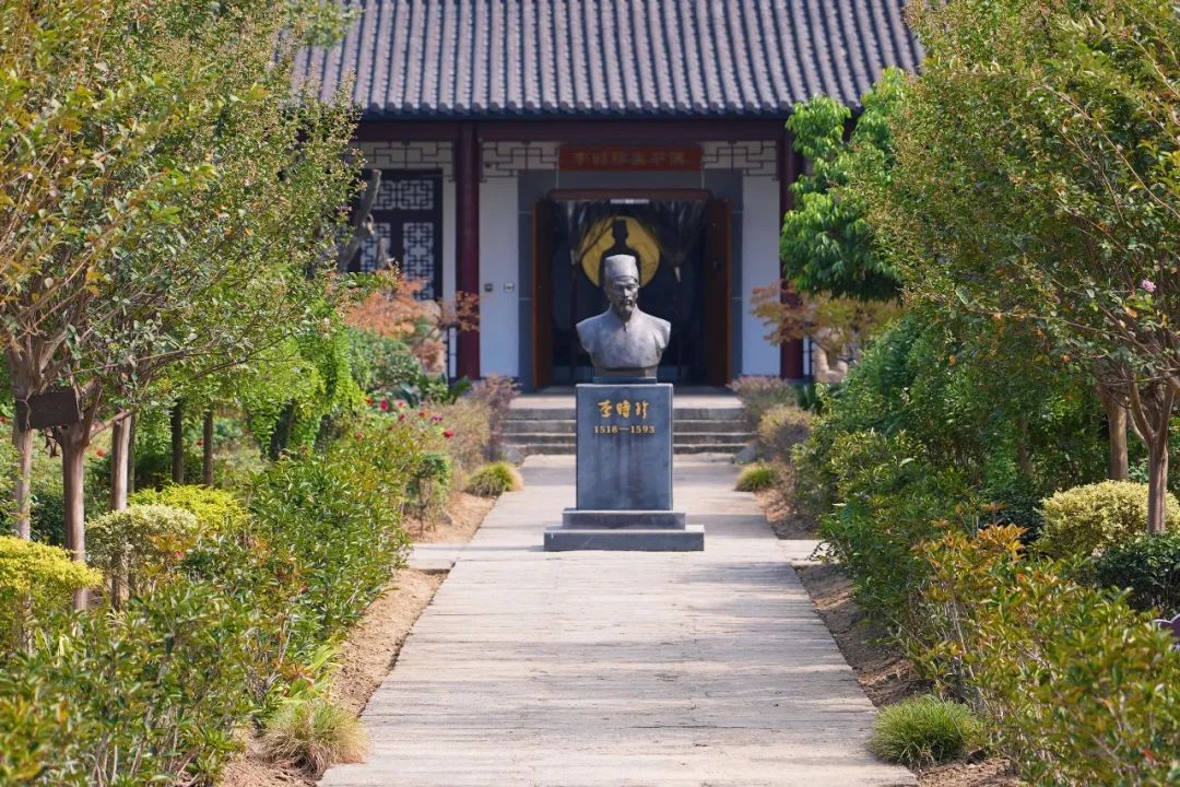 湖北黄冈旅游景点值得去的有哪些,黄冈去哪里旅游最便宜又好玩