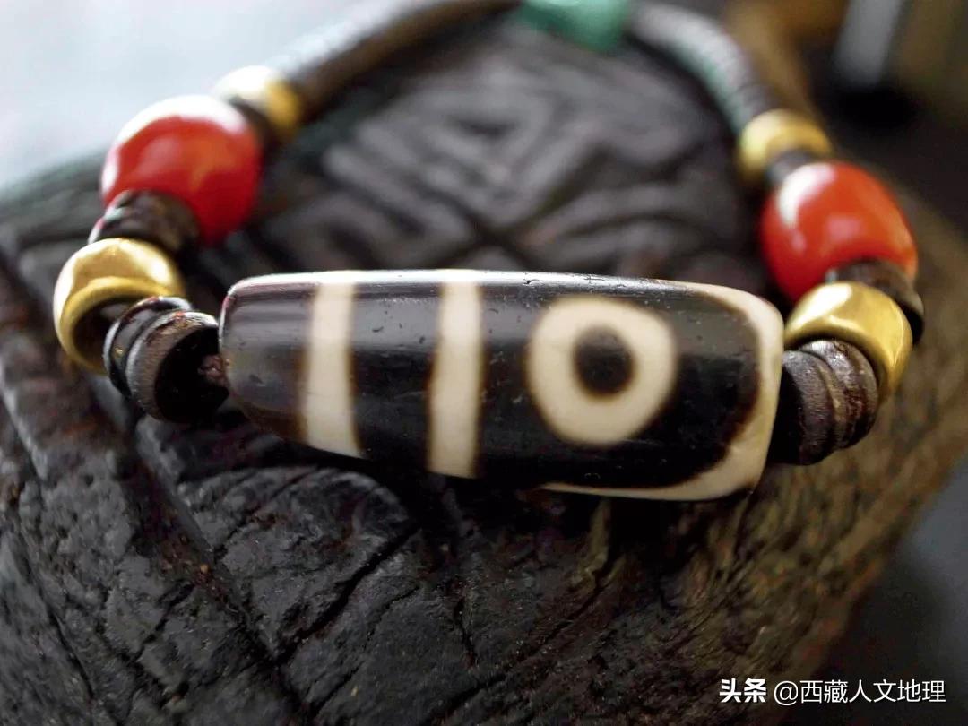 从拉萨的首饰中,看巧夺天工的美学再造