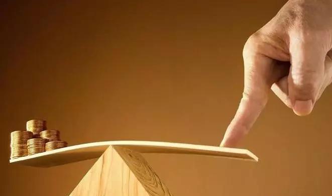 怎么去分析一个股票的基本面,股票基本面分析与估值的方法