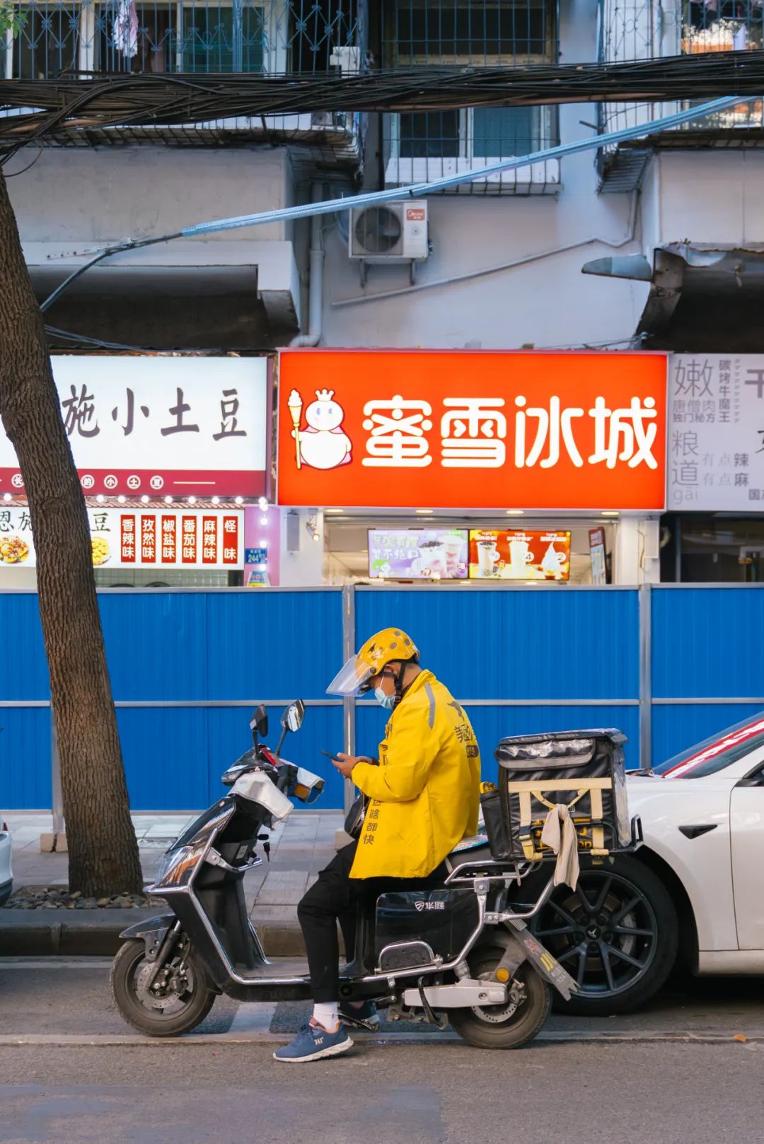 最惨的餐饮业现状,全国餐饮业倒闭数量和开店数量