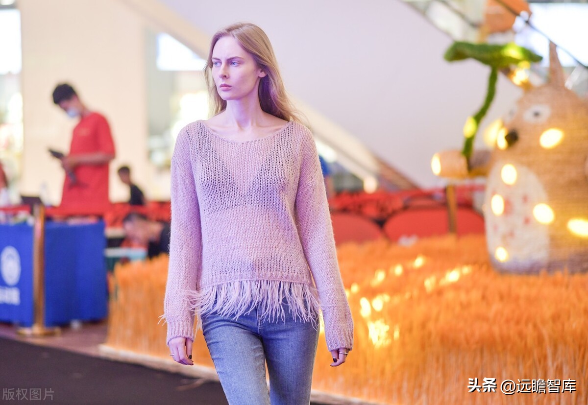 歌力思最新款女装羽绒服,歌力思女装是几线品牌