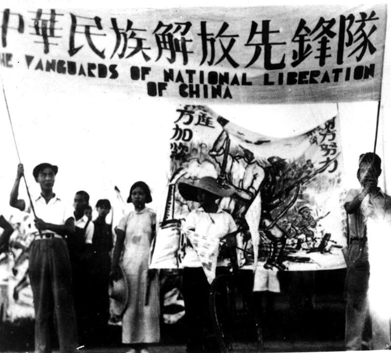 杨骚：热爱祖国的多情歌手，被一场无果之恋涂抹得面目全非