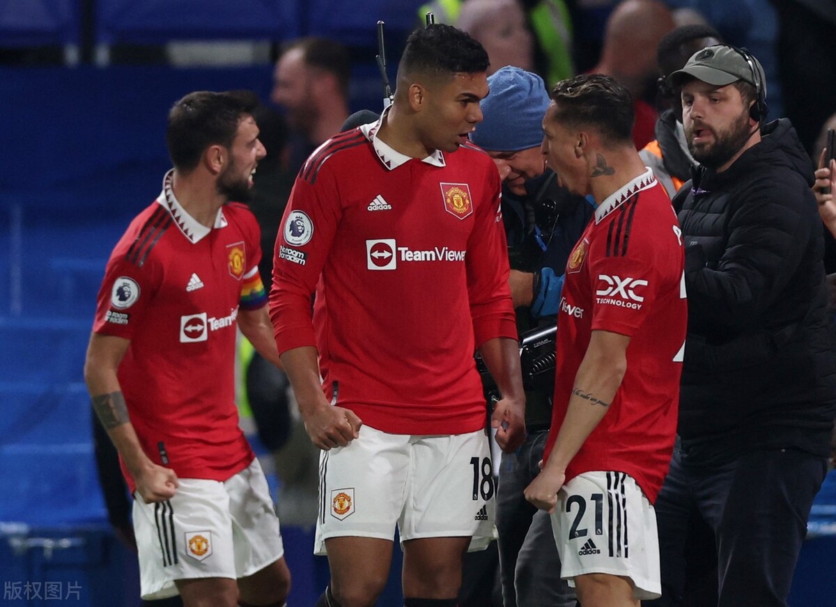 盘点当今足坛五大防守型中场,卡塞米罗力压基米希,坎特名列第四