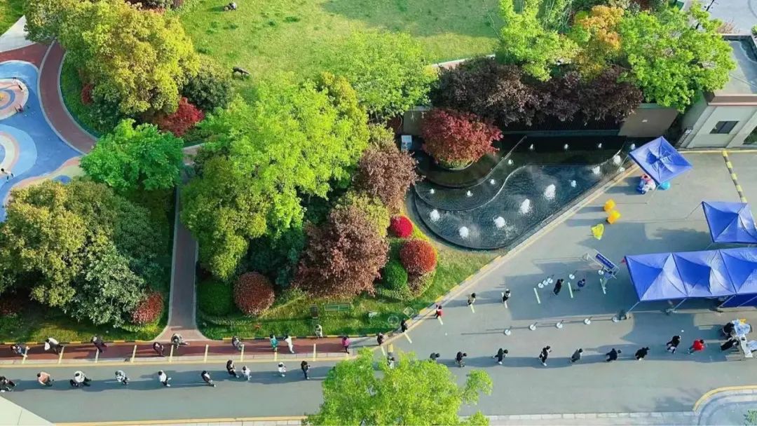 致敬鑫苑服务“摘星”人——昆山鑫都汇战疫先锋事迹