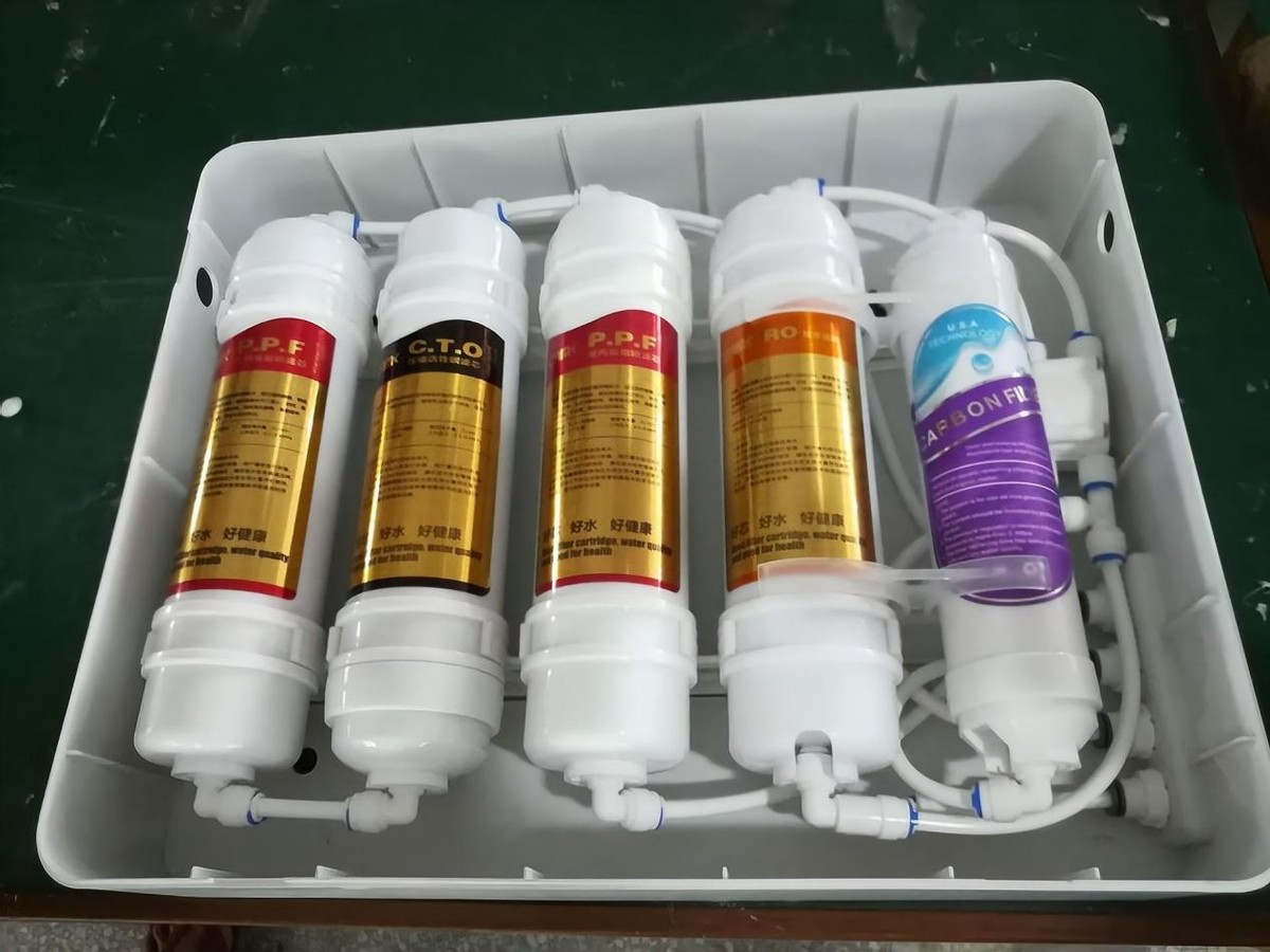 净水器是智商税需要清洗吗,净水器究竟是智商税还是健康费