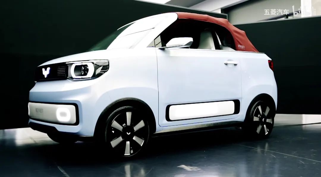 新款五菱宏光mini敞篷上市时间,五菱宏光MINI敞篷版实车曝光