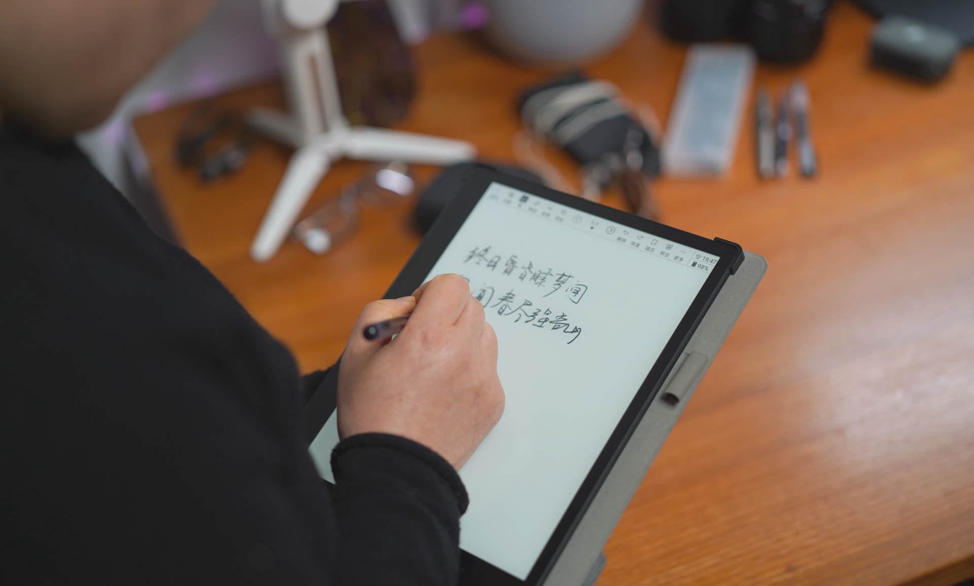 汉王手写电纸本可以干嘛,汉王手写点纸本测评