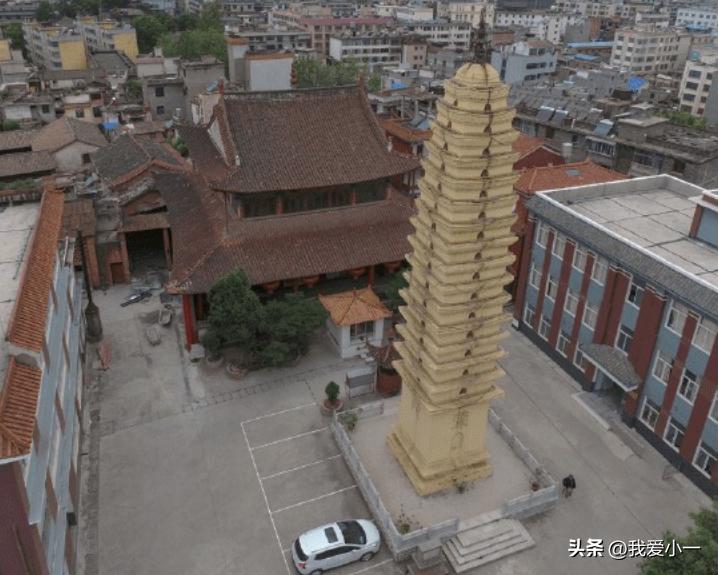 云南昆明古建筑群图,云南省昆明市官渡古镇古建筑