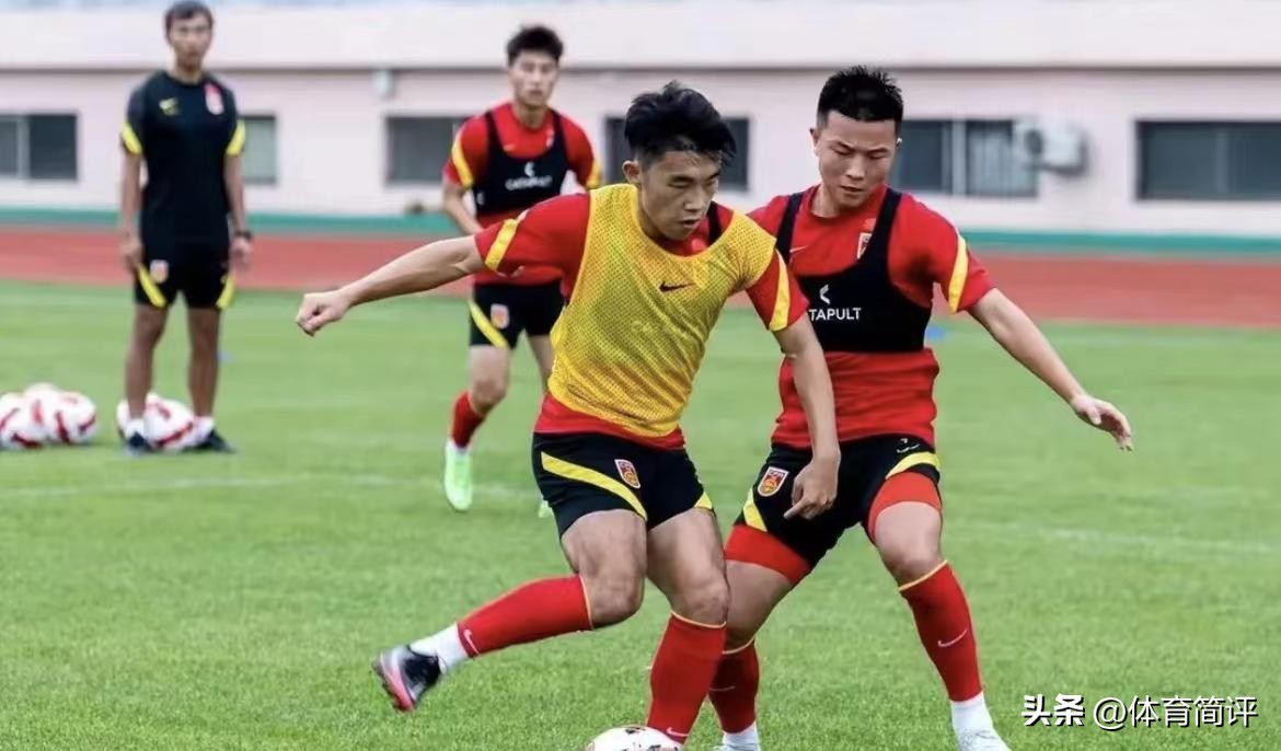 东亚杯男足中国对日本视频直播,央视5直播亚洲男足比赛时间表