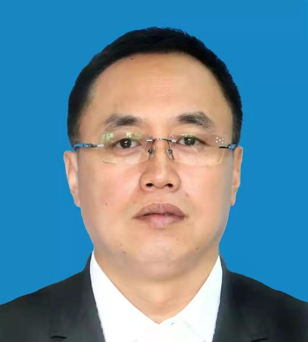 盘锦教育局长“意外”去世，疑因与老婆闺蜜偷情被堵门后坠楼身亡