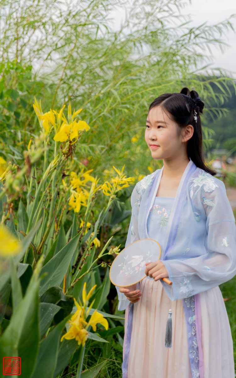 荷花仙子醉荷塘——友文荟萃