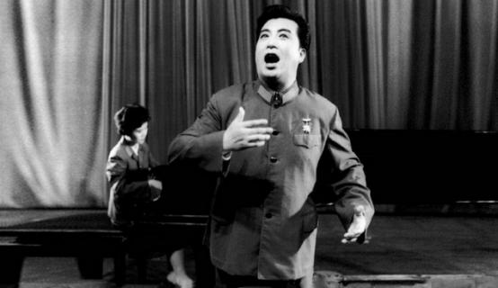 李双江与儿子李贺关系,李贺评价李天一