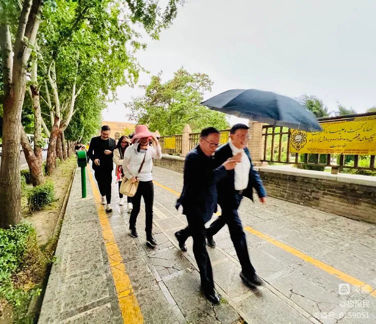 德爱会随“一带一路”经贸考察团参访伊朗