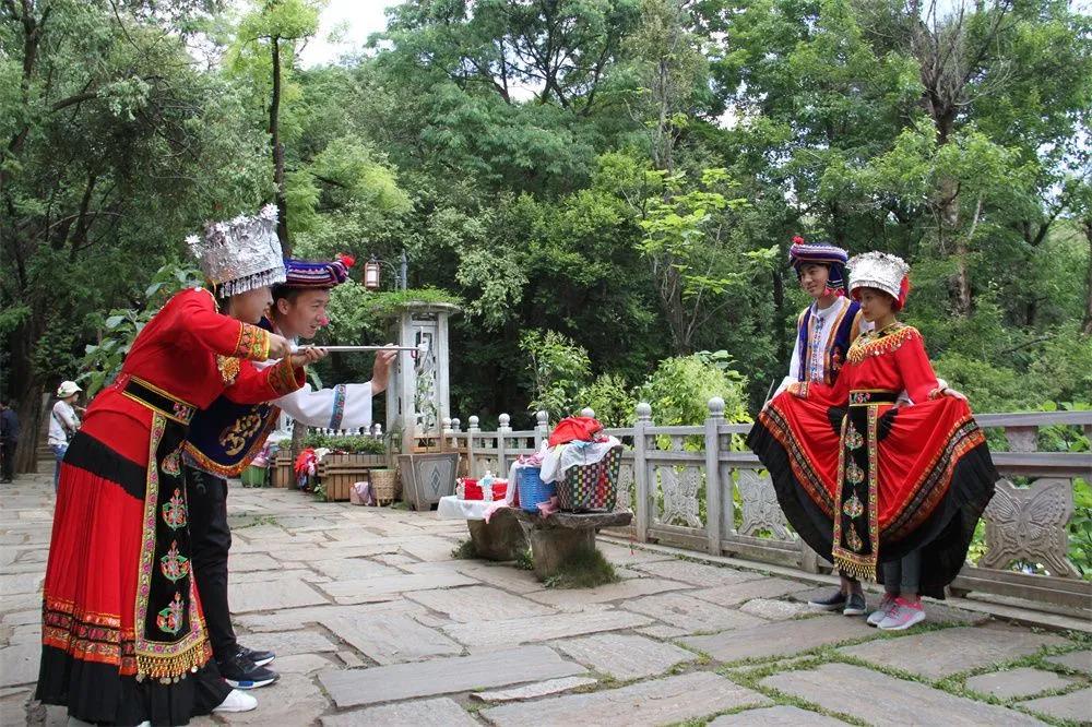 有一种生活叫大理山,有一种生活叫大理夜生活